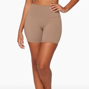 Set Active Sportbody Bike Shorts in Dugout – Size M